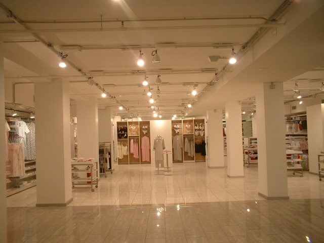 Retail 02