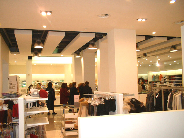 Retail 01